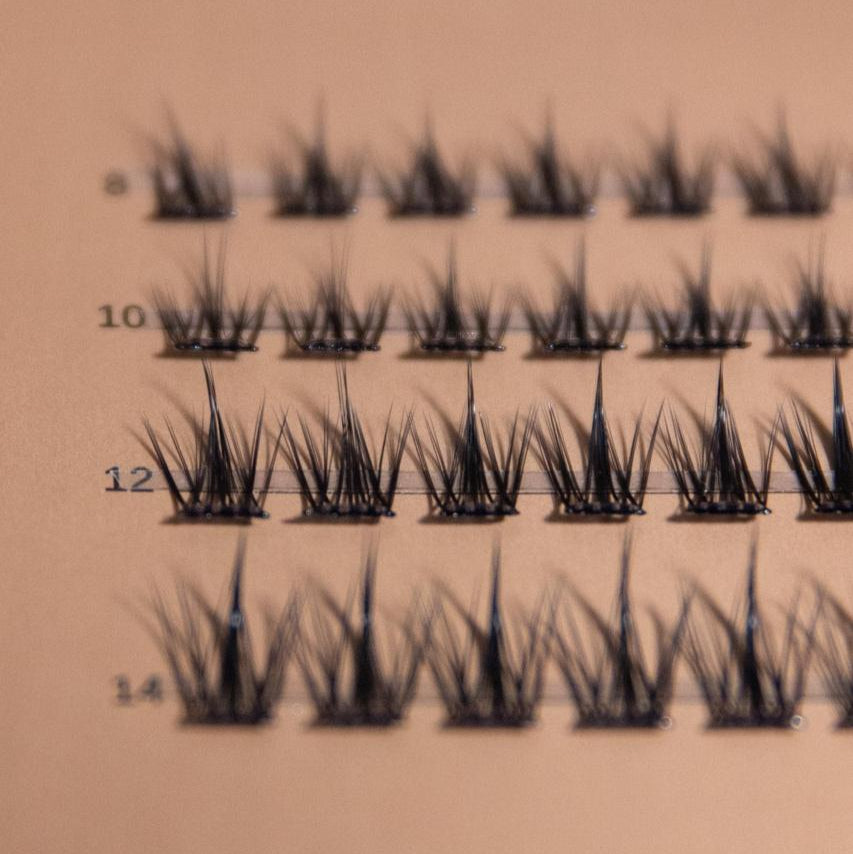 Weekly Lashes G&G0-B1