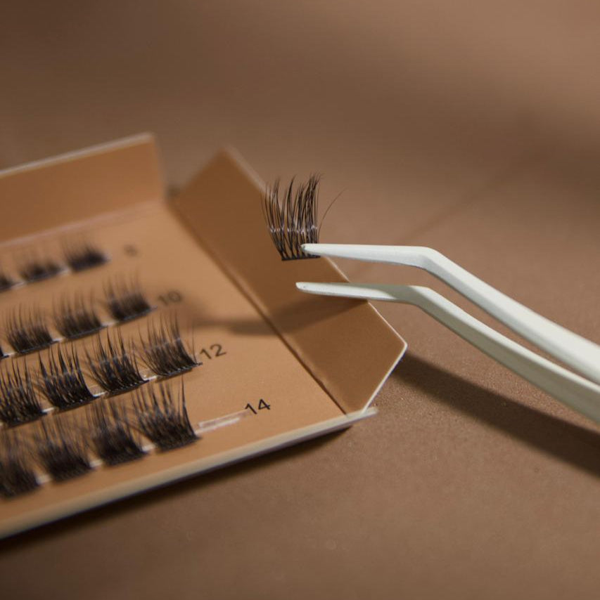 Weekly Lashes G&G0-A1